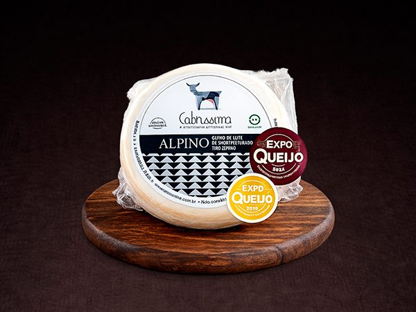 Queijo Alpino de Cabra Meia Cura – CABRÍSSIMA