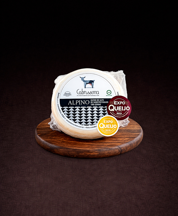 Queijo Alpino de Cabra Meia Cura